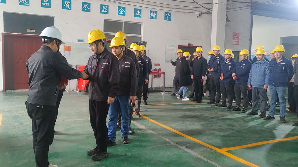 工廠開工發紅包